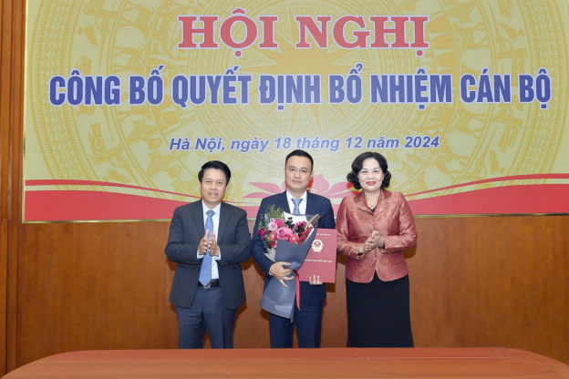 Cựu sếp VietinBank làm Chánh văn phòng NHNN Cựu sếp VietinBank làm Chánh văn phòng NHNN